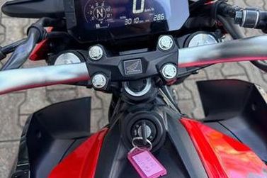 HONDA CB