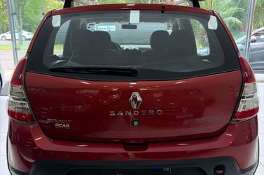 Renault SANDERO