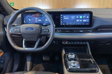 Ford TERRITORY
