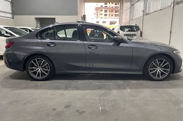 BMW 320iA