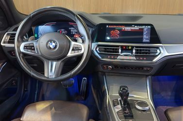 BMW 320iA