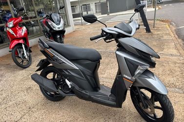 YAMAHA NEO