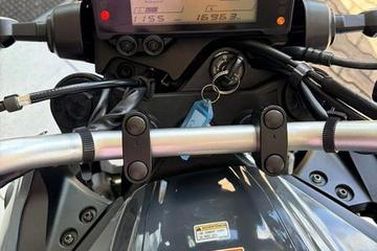 YAMAHA MT-03