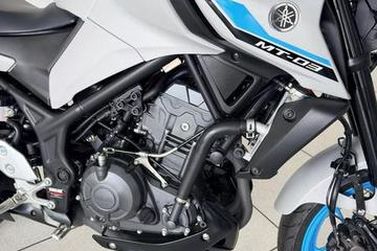 YAMAHA MT-03
