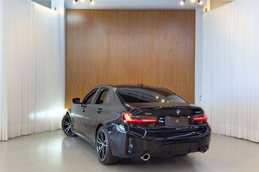 BMW 320iA