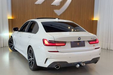 BMW 320iA