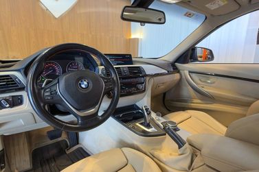 BMW 320iA