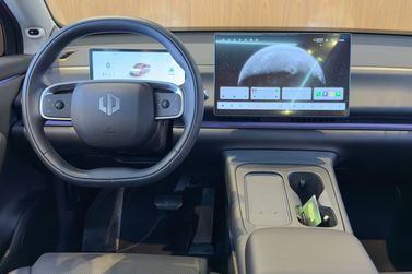 Leapmotor C10
