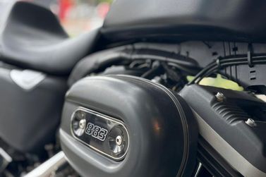 HARLEY-DAVIDSON XL