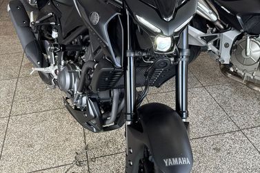 YAMAHA MT-03