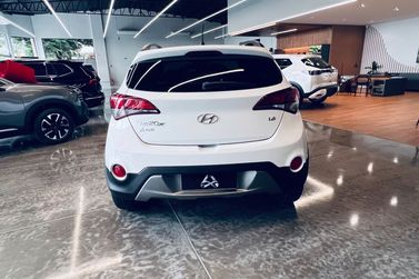 Hyundai HB20X