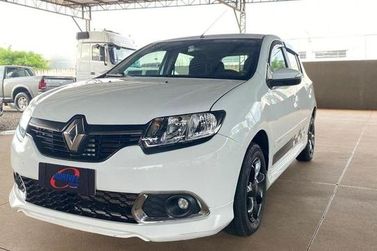 Renault SANDERO