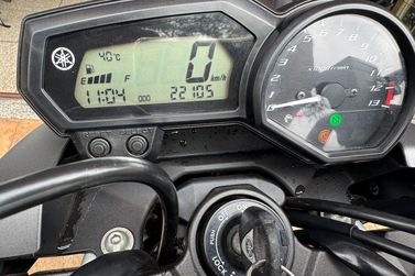 YAMAHA XJ6