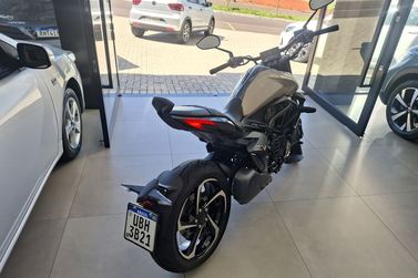 ZONTES V