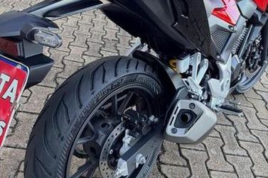 HONDA CB