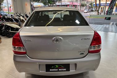 Toyota ETIOS