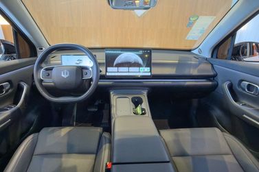 Leapmotor C10
