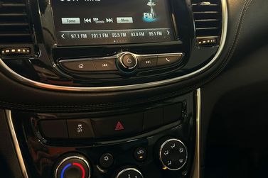 Chevrolet TRACKER