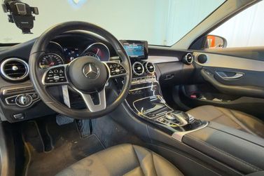 Mercedes-Benz C-180