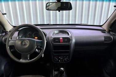 GM - Chevrolet Corsa