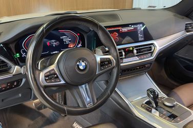 BMW 320iA