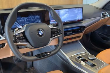 BMW 320iA