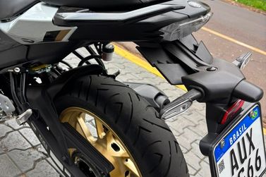 YAMAHA FZ25