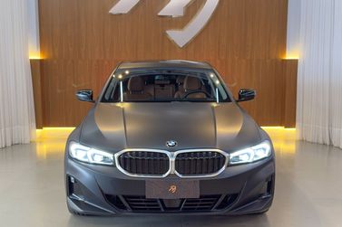 BMW 320iA