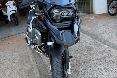 BMW R