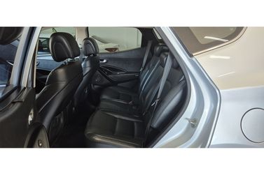 Hyundai Santa