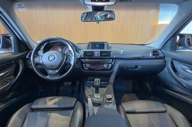 BMW 320iA