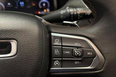 Jeep Commander