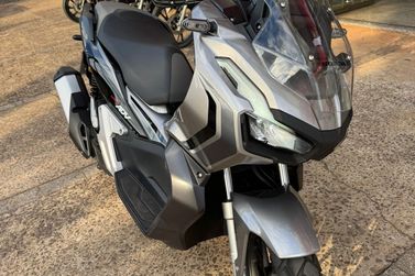 HONDA ADV