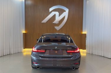 BMW 320iA