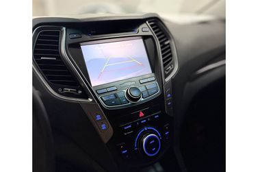 Hyundai Santa
