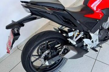 HONDA CB