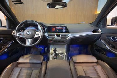 BMW 320iA