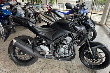 YAMAHA MT-03