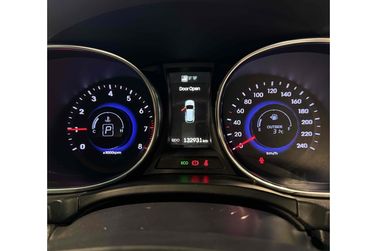Hyundai Santa