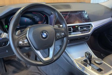 BMW 320iA