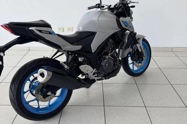 YAMAHA MT-03