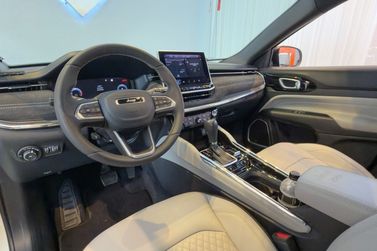 Jeep Commander