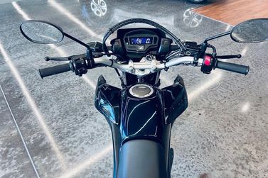 HONDA NXR
