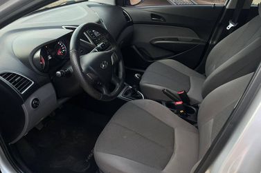 Hyundai HB20S