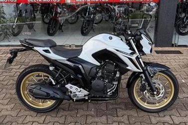 YAMAHA FZ25