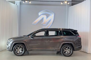 Jeep Commander