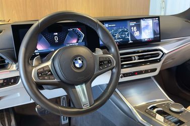 BMW 320iA