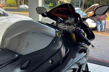 BMW S