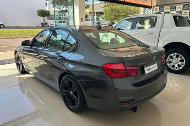 BMW 320iA