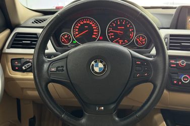 BMW 320iA
